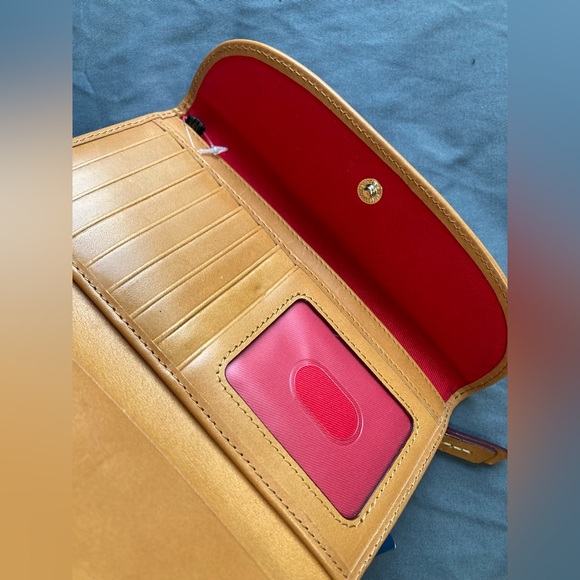 NWT Dooney & Bourke Gretta Signature Continental Wallet/Clutch - Picture 7 of 7